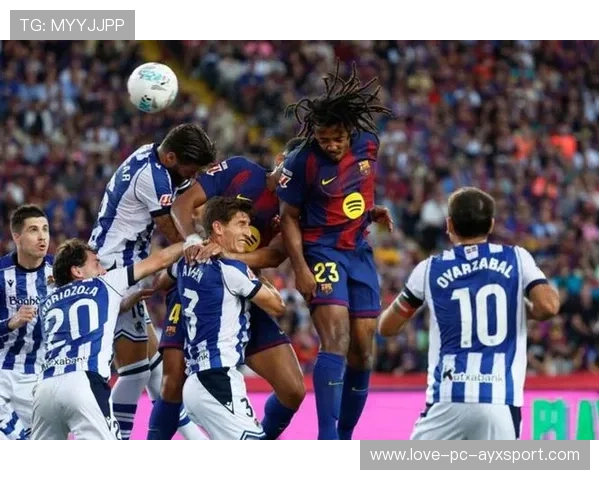 巴萨定位球战术成功奏效