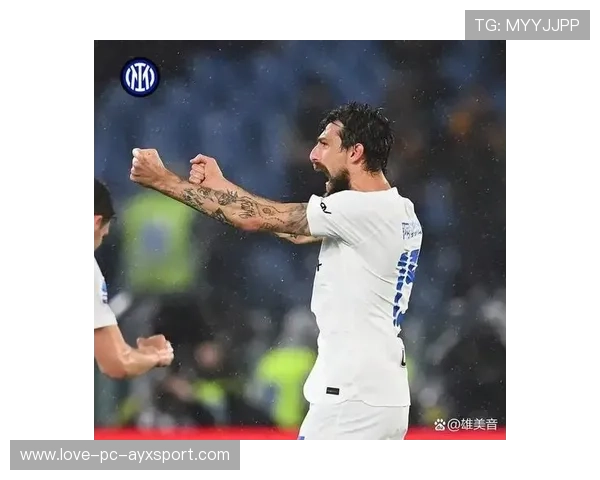 拉菲尼亚回敲队友门前补射进球